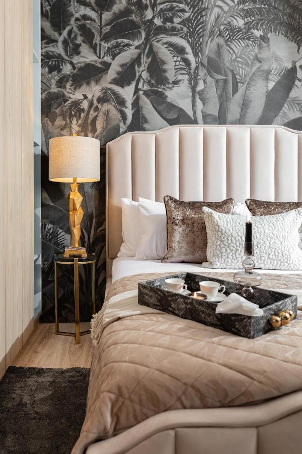 Qult - Orient Express Appartement Boekarest Buitenkant foto